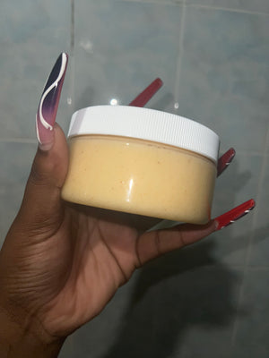 LIGHTENING FACE SCRUB